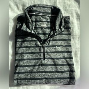 Nike Dri-Fit Long Sleeve Quarter Zip Pull Over
